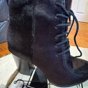 Frye Black Lace-Up Women's Boots